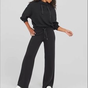 NWT SET SPANX Air Essentials SET Got Ya Covered Pullover and Wide Leg pants